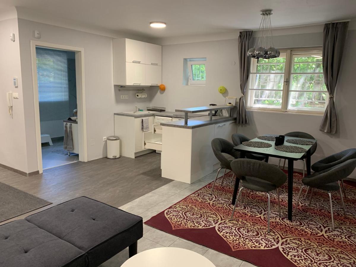 Stefania Apartmanok Budapest Luaran gambar