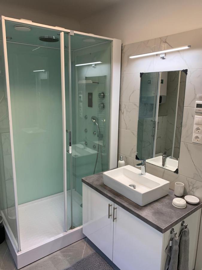 Stefania Apartmanok Budapest Luaran gambar