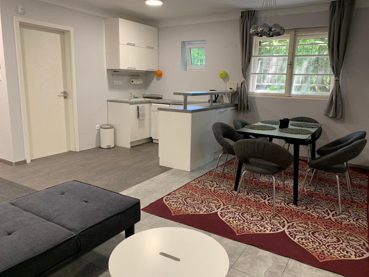Stefania Apartmanok Budapest Luaran gambar
